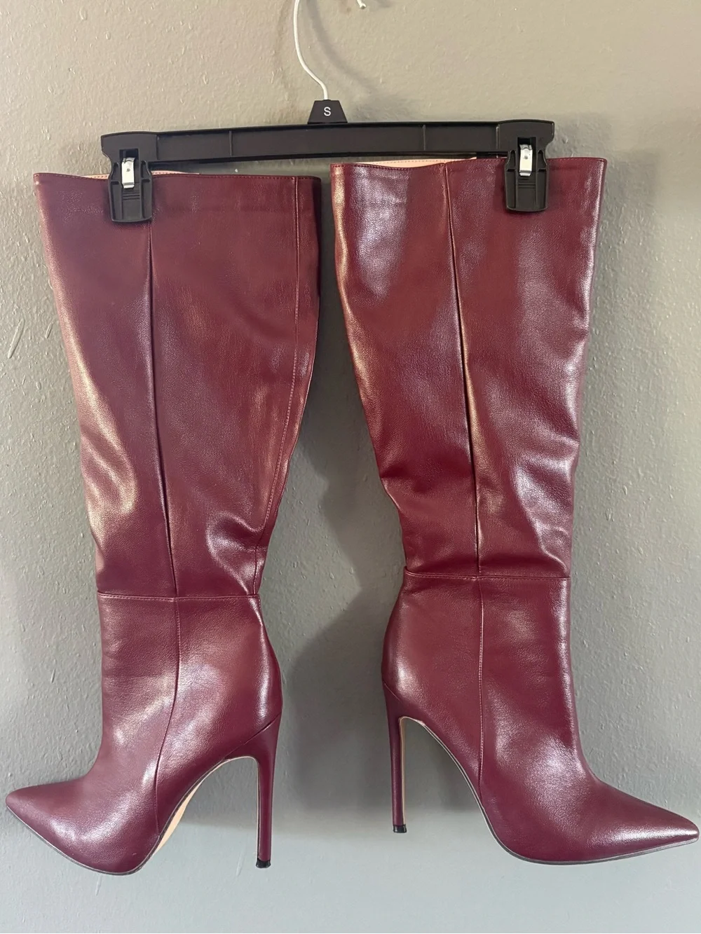 Women's Tall Pointed-Toe kneehigh Stiletto Boots Burgundy size 37 like a size 7